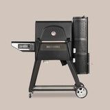 Gravity Series™ 560 Digital Charcoal GRILL + Smoker
