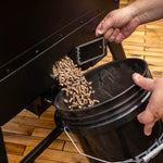 Navigator 6-Series Vertical Pellet Smoker